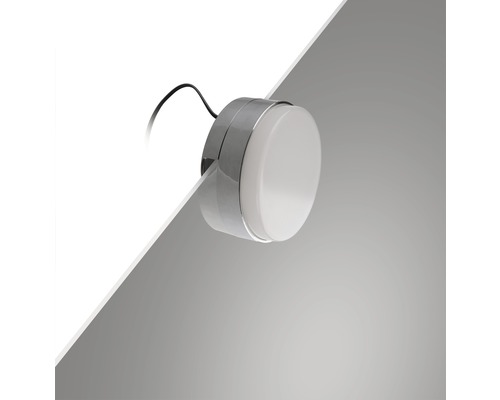 Runde LED-Wandleuchte mit Chrom-Akzenten