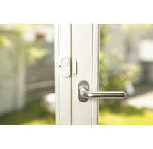 Fenêtre avec un système de sécurité de fenêtre installé