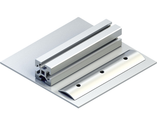 Aluminiumprofil mit Abdeckung auf Aluminiumplatte