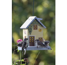 Vogelhaus im Hausdesign mit mehreren Spatzen