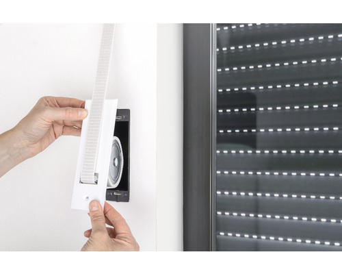 Montage einer Gurtwickler Abdeckung für Rollladen