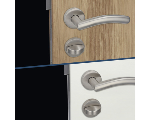 Türbeschlag mit Türgriff und Schlossrosette an zwei verschiedenen Türen