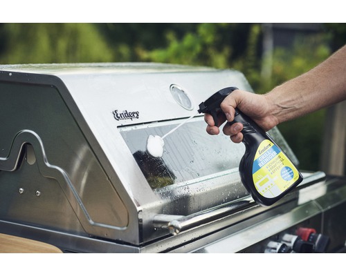 Nettoyage d'un gril avec le spray nettoyant pour gril Enders