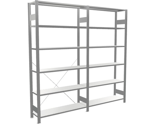 Deux étagères métalliques à plusieurs niveaux pour le stockage