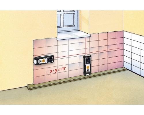 Scène d''intérieur avec deux télémètres laser sur un mur carrelé