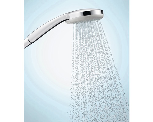 Brausekopf mit fließendem Wasser für Duschen