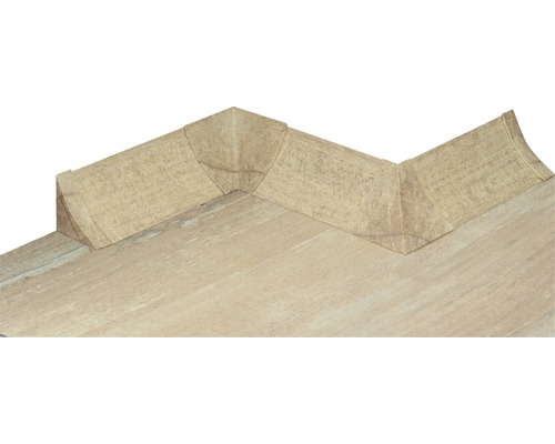 Sockelleiste aus Holz mit Eckverbindungen auf einem Laminatboden
