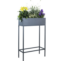 Blumenkasten mit Ständer und farbenfrohen Blumen