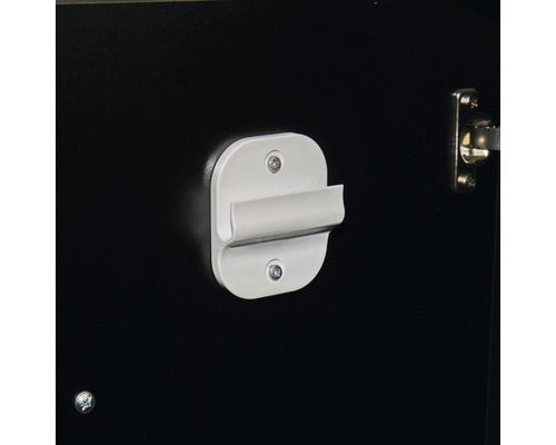 Detailansicht einer Halterung an einer Werkzeugwand