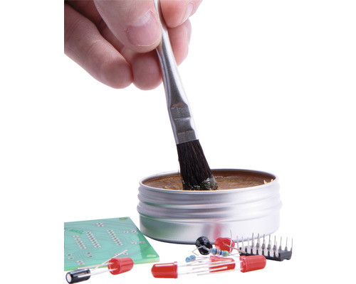 Flux de soudure avec pinceau, carte de circuit imprimé et composants électroniques