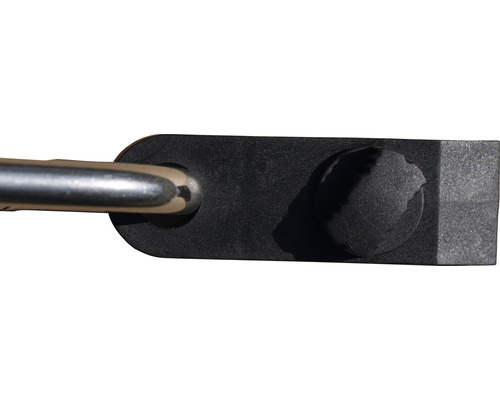 Vue détaillée d''un boulon sur un connecteur d''angle noir