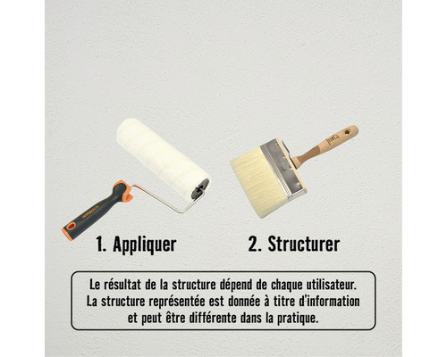 Image d''un rouleau à peinture et d''une brosse pour la décoration murale.