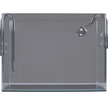 Leeres Aquarium mit Filtern und Zubehör.