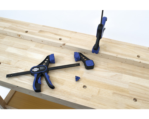 Établi avec serre-joints à une main pour la fixation du bois