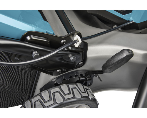 Detailansicht eines Rasenmähers mit Höhenverstellung