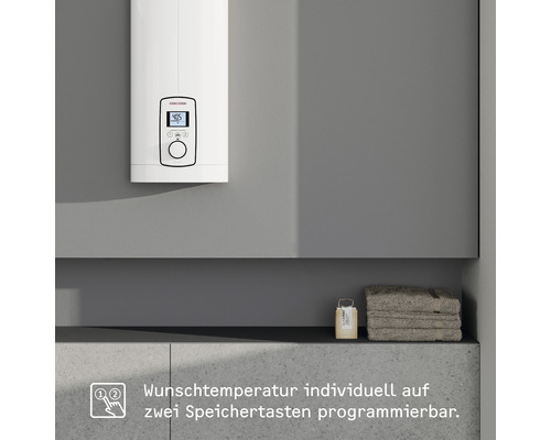 Elektronischer Warmwasserspeicher an der Wand montiert