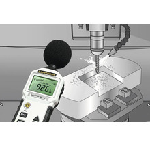 Laserliner Schallpegelmessgerät SoundTest-Master bei der Messung von Lärm an einer CNC-Fräse
