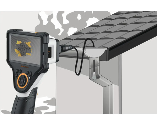 Endoskop zeigt eine Dachrinne auf dem Bildschirm