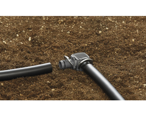 Raccord de tuyau d''irrigation sur terre