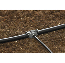 Raccord d''irrigation pour tuyau goutte à goutte dans le sol