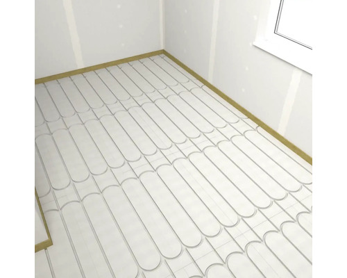 Fussbodenheizungssystem im Raum verlegt