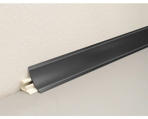 Plinthe en plastique avec fixation à clip