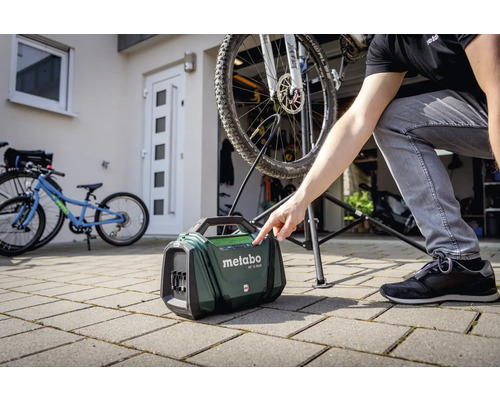 Metabo Akku-Kompressor zum Aufpumpen eines Fahrradreifens