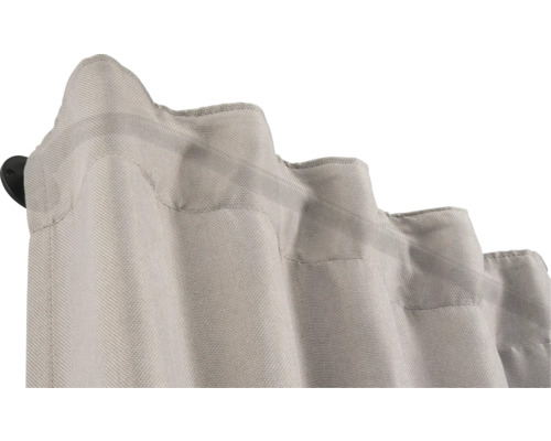 Gardine aus Stoff mit Faltenbandaufhängung