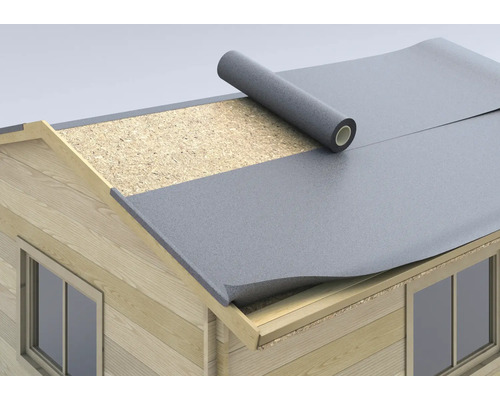 Feutre bitumé posé sur le toit d''un abri de jardin.