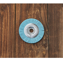 Brosse métallique à monter sur une perceuse