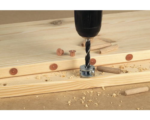 Perçage de tourillons avec foret à bois, tourillons et pointes de tourillon