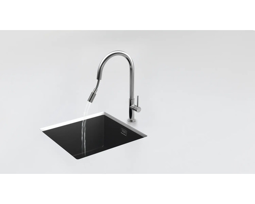 Spüle mit Wasserhahn