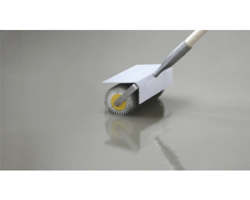 Stachelwalze zur Bearbeitung von Oberflächen