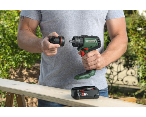 L''embout est fixé sur la visseuse sans fil, Logo Bosch