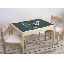Ensemble de sièges pour enfants avec surface d''ardoise et dessins à la craie