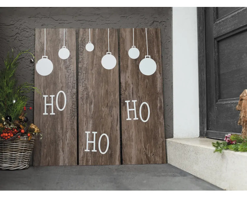 Panneau décoratif en bois avec boule de Noël et l''inscription Ho Ho Ho comme décoration de Noël