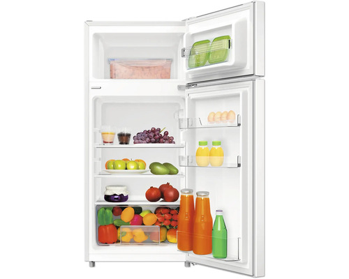 Geöffneter Kühlschrank gefüllt mit Lebensmitteln