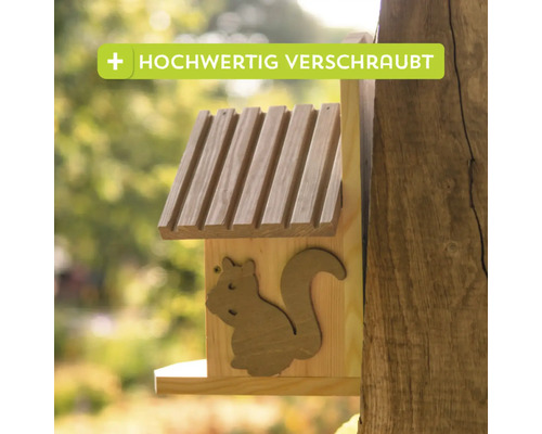 Eichhörnchenhaus aus Holz mit Schrauben