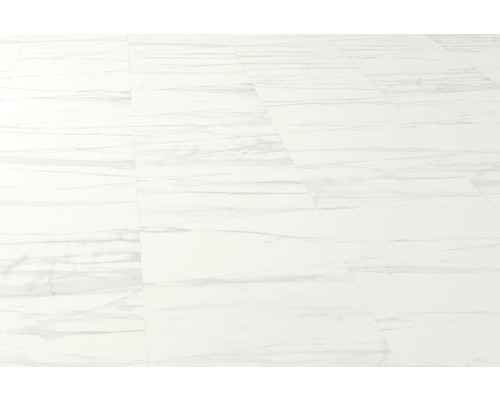 Verlegte Vinyl-Designböden in Marmoroptik