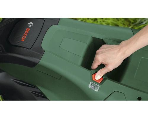 Vue détaillée d''un robot tondeuse avec éléments de commande et logo Bosch