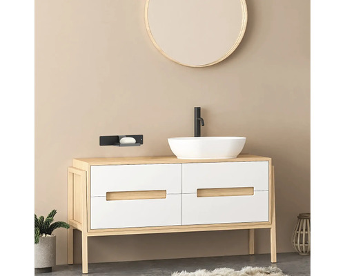 Badezimmer mit Waschtischunterschrank, Aufsatzwaschbecken und rundem Spiegel