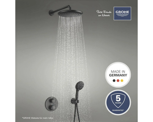 Système de douche avec douche de tête, douchette à main et mitigeur thermostatique de Grohe avec le label de qualité Made in Germany et une garantie de cinq ans.