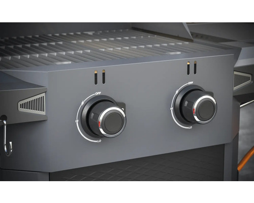 Nahaufnahme eines Gasgrills mit zwei Drehknöpfen zur Temperatureinstellung