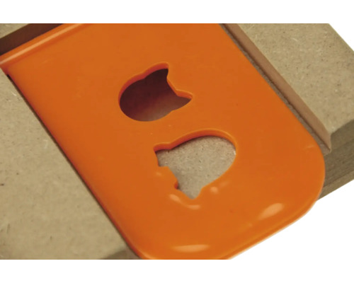 Schablone mit zwei Aussparungen