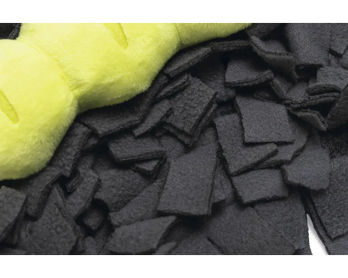 Tapis de fouille noir pour chiens avec un jouet en peluche vert clair