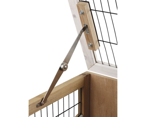 Vue détaillée d''un article en bois avec support métallique et structure en treillis