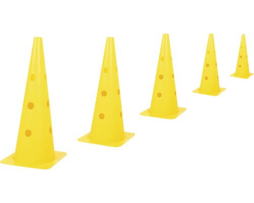 Plusieurs cônes de signalisation jaunes à pois