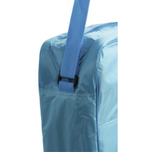 Gros plan d''un sac bleu avec une bandoulière.