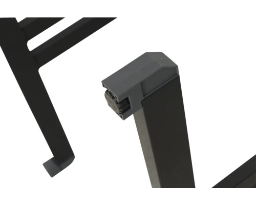 Vue détaillée d''un cadre métallique noir avec un connecteur d''angle.