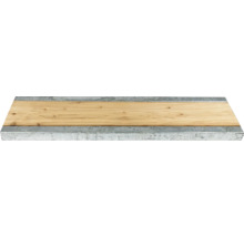 Holzbrett mit Metalleinfassung